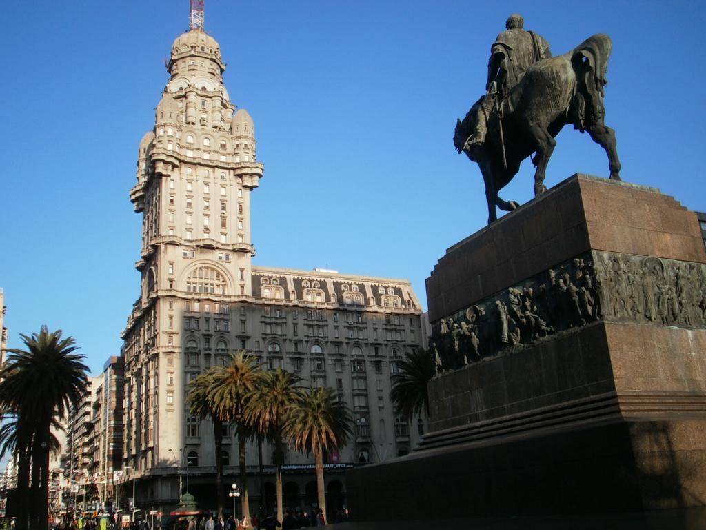 New Arapey Hotel Montevideo Exterior photo